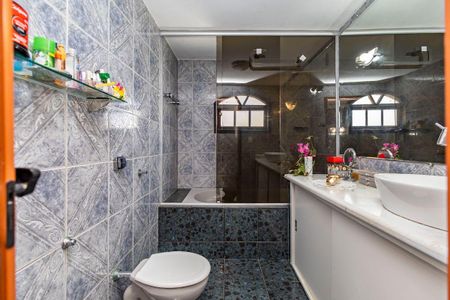 17_photo/94dce6f8eb.598c66e7e5047e83-ATLAS-c021eefc-8349-4462-b718-334ed4134e83.jpg de casa à venda com 3 quartos, 250m² em Santa Cândida, Curitiba