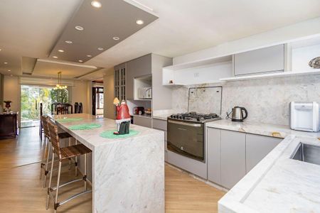 2_photo/94dce6f8eb.598c66e7e5047e83-ATLAS-c211daf7-76c0-4860-ab98-6f448bcca9be.jpg de casa à venda com 3 quartos, 250m² em Santa Cândida, Curitiba