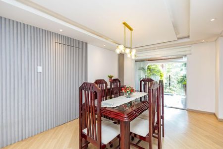 22_photo/94dce6f8eb.598c66e7e5047e83-ATLAS-d2b82d28-7f17-4e9c-a313-edfd71f4bd2e.jpg de casa à venda com 3 quartos, 250m² em Santa Cândida, Curitiba