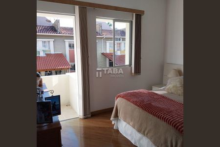 7_photo/94dce6fae3.64a9be381e7699a1-ATLAS-387c8f43-2869-4a70-8185-08962ef6d042.jpg de casa à venda com 3 quartos, 78m² em Barreirinha, Curitiba