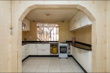 11_photo/94dce6fafb.f1ebba836060b494-ATLAS-3d3de2e1-4d9c-4e1d-801a-85a58765adb9.jpg de casa à venda com 2 quartos, 102m² em Barreirinha, Curitiba