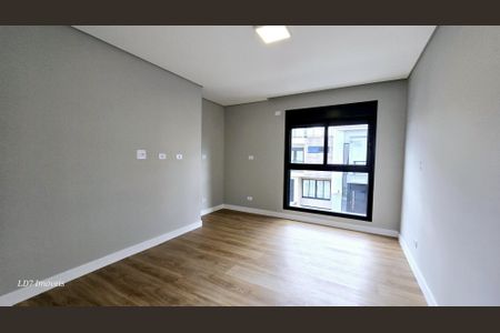 10_photo/94dce6fc05.8f15731f27a88613-ATLAS-276ec0d7-11fb-4e69-b5b8-5cefb489010a.jpg de casa de condomínio à venda com 3 quartos, 194m² em Santa Cândida, Curitiba