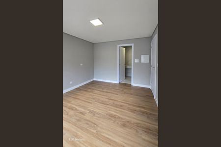 12_photo/94dce6fc05.8f15731f27a88613-ATLAS-3cddb9e3-dfe9-4581-9cf3-250e3dcd5d3e.jpg de casa de condomínio à venda com 3 quartos, 194m² em Santa Cândida, Curitiba