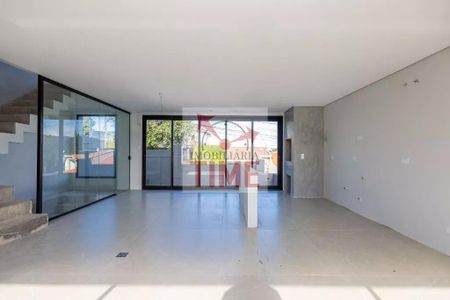 4_photo/94dce6fc05.db5f8c6f75f4007d-ATLAS-6593aad2-45ab-4b24-9c87-c1d781799c70.jpg de casa à venda com 3 quartos, 268m² em Santa Cândida, Curitiba