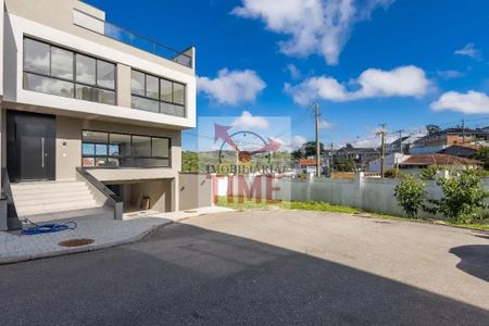 46_photo/94dce6fc05.db5f8c6f75f4007d-ATLAS-e4af25d3-8d01-4e06-a657-f8614679f7b6.jpg de casa à venda com 3 quartos, 268m² em Santa Cândida, Curitiba