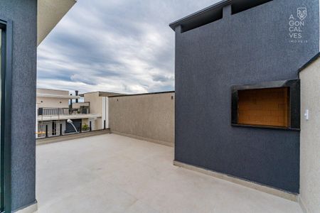 23_photo/94dce6fc05.ee367967f886cb7c-ATLAS-7c8cf8c8-58f3-44bc-b894-050565797c2e.jpg de casa à venda com 3 quartos, 243m² em Santa Cândida, Curitiba