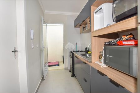 10_photo/94dce6fdb9.ef37506a24e2cdc3-ATLAS-4a3de015-252d-46aa-a3e3-11e9d4cbef21.jpg de casa à venda com 2 quartos, 47m² em Santa Cândida, Curitiba