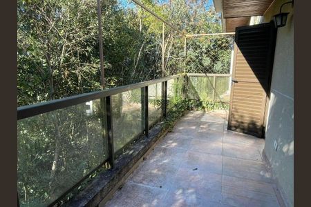 23_photo/94dce70219.8d33d76401fcd6d1-ATLAS-ee398e5d-3043-450f-94f5-d736a57aee24.jpg de casa à venda com 3 quartos, 188m² em Santa Cândida, Curitiba