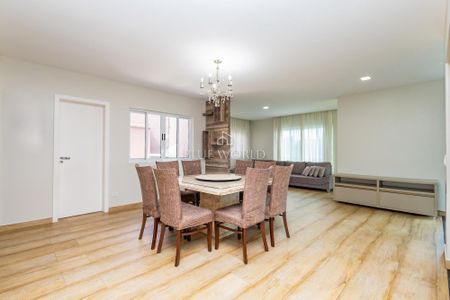 12_photo/94dce70227.fed933f5325ba1a8-ATLAS-adcfcafd-be8a-4631-9ba5-e3024349d305.jpg de casa à venda com 3 quartos, 336m² em Santa Cândida, Curitiba