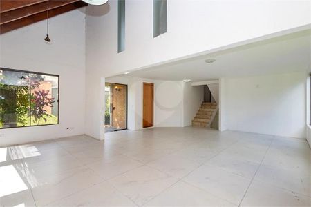 11_photo/94dce70383.4306e19fcac76b76-ATLAS-0fe30e1a-7ece-4ecd-9bf3-989d2e75396a.jpg de casa à venda com 4 quartos, 247m² em Barreirinha, Curitiba