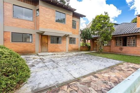 17_photo/94dce70383.4306e19fcac76b76-ATLAS-204100e1-7dfe-40cd-a9c6-ee7ed1d59550.jpg de casa à venda com 4 quartos, 247m² em Barreirinha, Curitiba