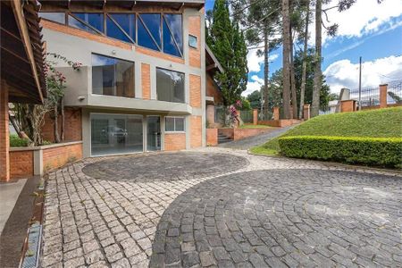 4_photo/94dce70383.4306e19fcac76b76-ATLAS-5461f5cf-685e-4e14-b238-72f37980b7e7.jpg de casa à venda com 4 quartos, 247m² em Barreirinha, Curitiba