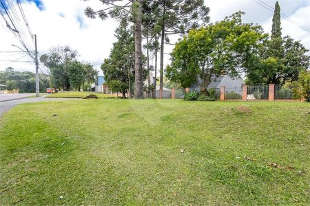 8_photo/94dce70383.4306e19fcac76b76-ATLAS-6af46652-2194-48ff-bcf2-3eefefa60c2a.jpg de casa à venda com 4 quartos, 247m² em Barreirinha, Curitiba