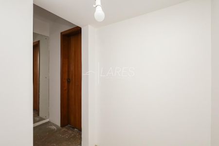 2_photo/94dce7039d.ef035fdb3c5fd3a2-ATLAS-0e77c007-1ca0-4d57-bb83-e1f14a7d3df9.jpg de casa à venda com 4 quartos, 350m² em Barreirinha, Curitiba