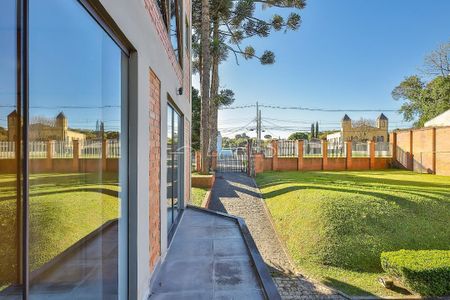 23_photo/94dce7039d.ef035fdb3c5fd3a2-ATLAS-51a05c7d-6614-4ccf-be66-7eb647ca2d3d.jpg de casa à venda com 4 quartos, 350m² em Barreirinha, Curitiba