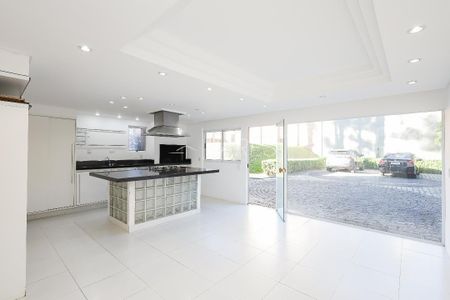 43_photo/94dce7039d.ef035fdb3c5fd3a2-ATLAS-72cf148a-51e7-4a26-b121-7f066cea8003.jpg de casa à venda com 4 quartos, 350m² em Barreirinha, Curitiba