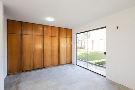 22_photo/94dce7039d.ef035fdb3c5fd3a2-ATLAS-a2406f3d-c2e9-4ae6-ab05-3c02177e0008.jpg de casa à venda com 4 quartos, 350m² em Barreirinha, Curitiba