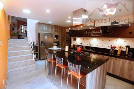 5_photo/94dce703ad.2866b196c2edf31d-ATLAS-998c757f-084e-4331-bc5d-cc0b9080b2b2.jpg de casa à venda com 2 quartos, 243m² em Barreirinha, Curitiba