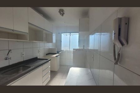 6_photo/94dce7086f.d4bf1f9febf3c80f-ATLAS-92820085-30d6-49a3-a635-60b82e285a31.jpg de apartamento à venda com 2 quartos, 47m² em Santa Cândida, Curitiba