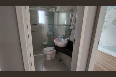 12_photo/94dce71495.ab9d896be0e39e09-ATLAS-d3e4380c-5c45-4984-80e3-a2840dce4db0.jpg de casa à venda com 2 quartos, 170m² em Cachoeira, Curitiba