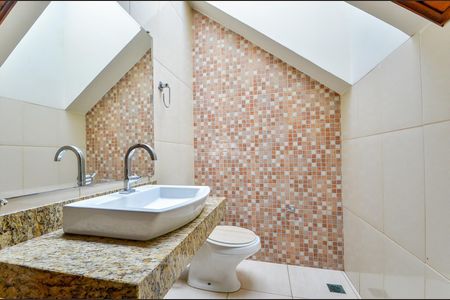 26_photo/94dce7149f.9f7fbe39075bbb5c-ATLAS-8248d715-7a8b-4d2c-8508-d0c15d2c94d8.jpg de casa à venda com 4 quartos, 210m² em Cachoeira, Curitiba