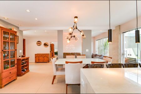 10_photo/94dce7149f.9f7fbe39075bbb5c-ATLAS-eb3e197b-9a20-4a50-89fc-1a7fc812b4be.jpg de casa à venda com 4 quartos, 210m² em Cachoeira, Curitiba