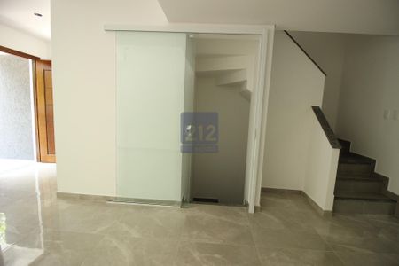 10_photo/94dce71d43.7d49f92876c4d293-ATLAS-47479384-fee2-4eb7-8826-c53ebb9e90ef.jpg de casa à venda com 3 quartos, 175m² em Barreirinha, Curitiba