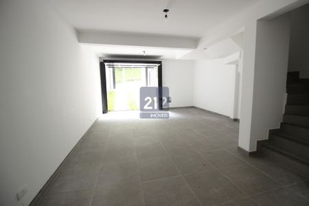 14_photo/94dce71d43.7d49f92876c4d293-ATLAS-a6cdb072-e243-409c-acf8-15a9b827ca2e.jpg de casa à venda com 3 quartos, 175m² em Barreirinha, Curitiba