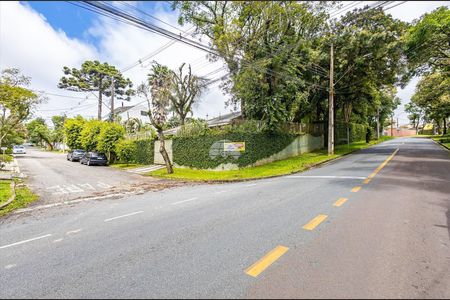 8_photo/94dce71dc7.ef7c58586888ab74-ATLAS-5ea72669-e968-4e19-ad85-19eaa086c1d5.jpg de casa à venda com 4 quartos, 250m² em Barreirinha, Curitiba