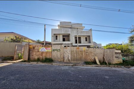 2_photo/94dce71dfb.cb4a3f4e1d4d223a-ATLAS-adc4c0d9-5814-4450-9406-0f0182e8894c.jpg de casa à venda com 3 quartos, 136m² em Barreirinha, Curitiba