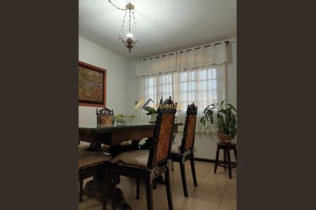 10_photo/94dce71e05.dc8bbd111761e841-ATLAS-26af6a8c-2a65-477a-b559-e56b7778280c.jpg de casa à venda com 3 quartos, 238m² em Barreirinha, Curitiba