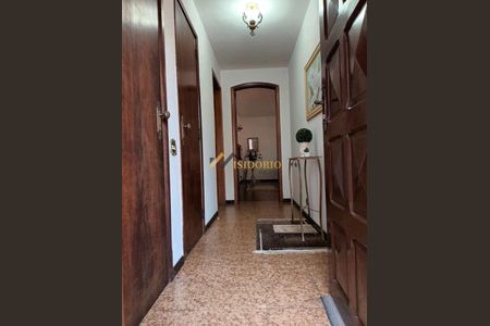 2_photo/94dce71e05.dc8bbd111761e841-ATLAS-ee0ae2e5-b3bf-4024-a803-9ee59e8e7c2b.jpg de casa à venda com 3 quartos, 238m² em Barreirinha, Curitiba