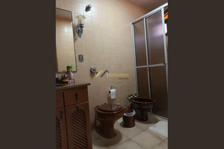 3_photo/94dce71e05.dc8bbd111761e841-ATLAS-eef9887f-6078-4575-a442-2c6dc9d6b824.jpg de casa à venda com 3 quartos, 238m² em Barreirinha, Curitiba