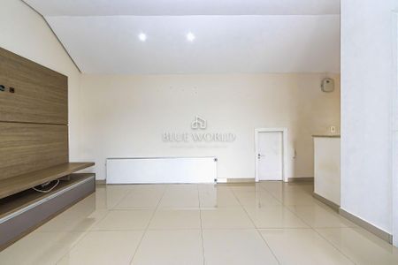 4_photo/94dce71e09.1788552eaf7d05ed-ATLAS-0f99989e-01db-46d2-92ac-138052cf249d.jpg de casa à venda com 4 quartos, 137m² em Barreirinha, Curitiba