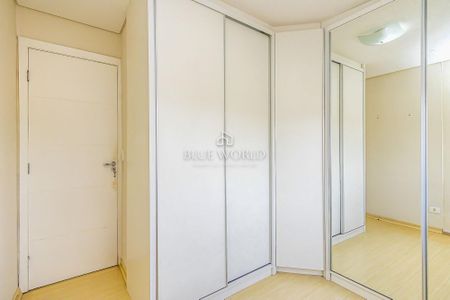 21_photo/94dce71e1b.ceff8192393c33de-ATLAS-33e2ed07-a3ec-4ada-a4e6-30accd611486.jpg de casa à venda com 4 quartos, 137m² em Barreirinha, Curitiba