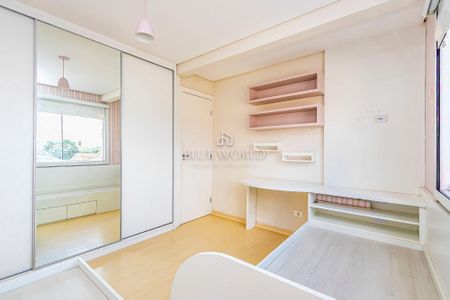 18_photo/94dce71e1b.ceff8192393c33de-ATLAS-5d479bc8-3942-4e59-9f9d-9ff15c60d2e4.jpg de casa à venda com 4 quartos, 137m² em Barreirinha, Curitiba