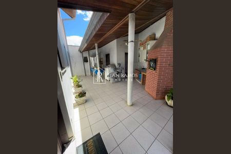 5_photo/94dce71f67.5955ad7459482dc1-ATLAS-e65ac3c5-2ee8-4c4f-bb9b-3cb9464ea455.jpg de casa à venda com 3 quartos, 120m² em Barreirinha, Curitiba