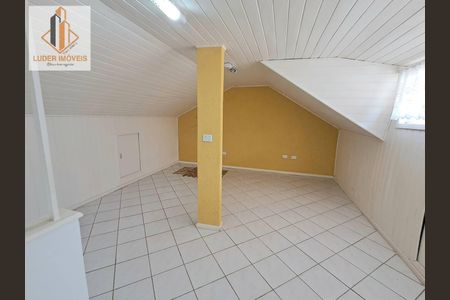 43_photo/94dce71f79.a15f321e408d66f6-ATLAS-828e3060-5ac1-42f7-b964-16a10a0be4e9.jpg de casa à venda com 3 quartos, 135m² em Barreirinha, Curitiba