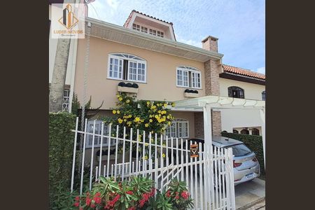 5_photo/94dce71f79.a15f321e408d66f6-ATLAS-d98cd93a-2d89-460e-ae5d-106af55c3461.jpg de casa à venda com 3 quartos, 135m² em Barreirinha, Curitiba