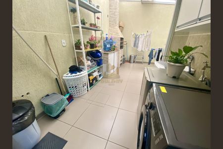 10_photo/94dce721d7.6c6579b50c0143d1-ATLAS-ac4672c2-0a2a-4328-b2e0-7a1edcf8d926.jpg de casa de condomínio à venda com 3 quartos, 136m² em Barreirinha, Curitiba