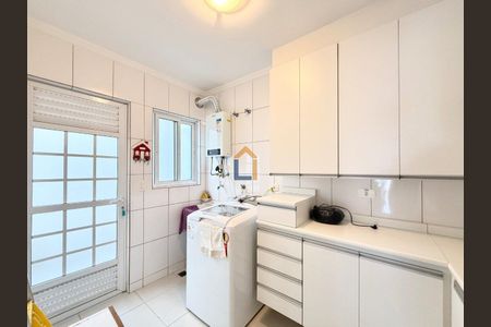 18_photo/94dce722dd.9925103b8270e156-ATLAS-623d7bd4-866f-4213-b456-74d33d2df13e.jpg de casa para alugar com 4 quartos, 273m² em Cachoeira, Curitiba