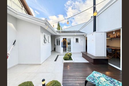 35_photo/94dce722dd.9925103b8270e156-ATLAS-a29954f4-8b03-49ba-aff1-e5d39ba03379.jpg de casa para alugar com 4 quartos, 273m² em Cachoeira, Curitiba