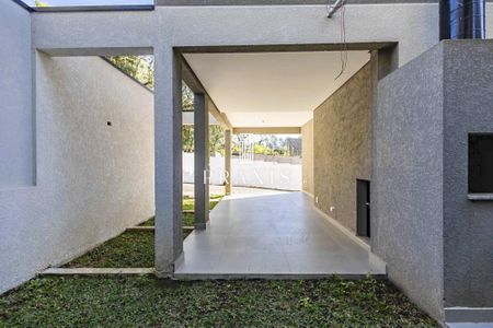 10_photo/94dce724e1.6fdee8406a8d1ba2-ATLAS-1016cfc7-325e-41a3-88c2-800163424b4a.jpg de casa à venda com 3 quartos, 146m² em Abranches, Curitiba