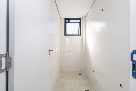 22_photo/94dce724e1.6fdee8406a8d1ba2-ATLAS-a34d99bc-82a9-4ea4-93d9-2502af97b519.jpg de casa à venda com 3 quartos, 124m² em Abranches, Curitiba