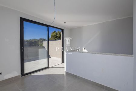 24_photo/94dce724e1.6fdee8406a8d1ba2-ATLAS-c524c520-97af-443b-8e6f-a8ba5ef7e41c.jpg de casa à venda com 3 quartos, 124m² em Abranches, Curitiba