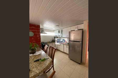 46_photo/94dce72749.7fa0e2f8d5aa86d9-ATLAS-35679df5-95c8-4d38-b3bb-5e05fefd7537.jpg de casa à venda com 8 quartos, 397m² em Abranches, Curitiba