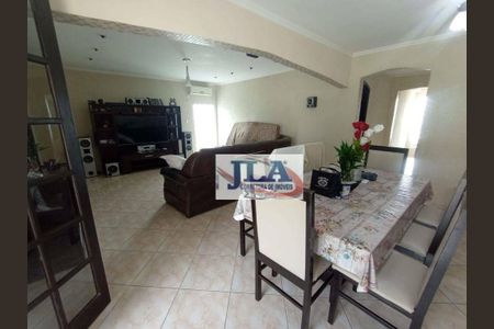 3_photo/94dce72749.7fa0e2f8d5aa86d9-ATLAS-988cd259-cd3f-41fc-a1df-b9f1c497d31f.jpg de casa à venda com 8 quartos, 397m² em Abranches, Curitiba