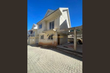 6_photo/94dce729d9.ed86bf0db8775139-ATLAS-e6665215-00a9-4f42-bb75-21e1ce1025ee.jpg de casa à venda com 3 quartos, 120m² em Taboão, Curitiba