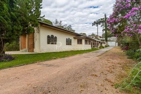 32_photo/94dce72b85.ceef305ded12bb28-ATLAS-8eefec28-21a8-4e21-bfc4-063b3cfbeb9b.jpg de casa à venda com 4 quartos, 680m² em Taboão, Curitiba