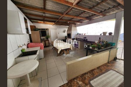 1_photo/94dce72c05.ef7c58586888ab74-ATLAS-dda0ed3d-d5e3-42ca-bcf0-8eec9a09a392.jpg de casa à venda com 4 quartos, 154m² em Taboão, Curitiba